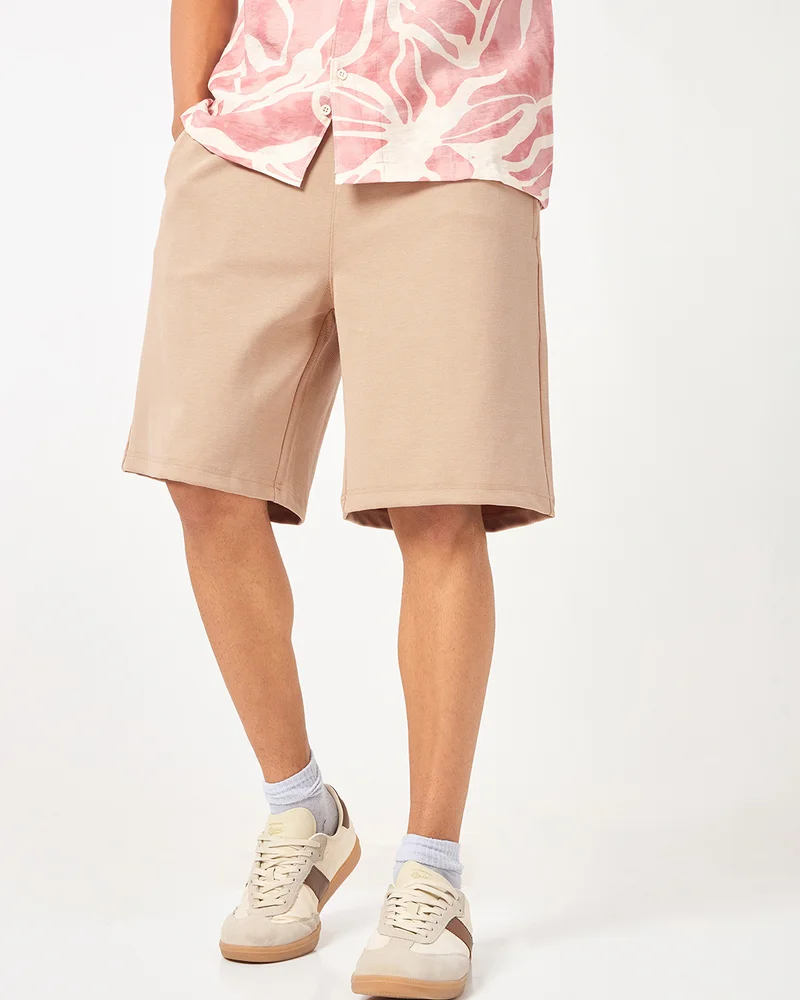 بيواكوف Men's Brown Oversized Shorts